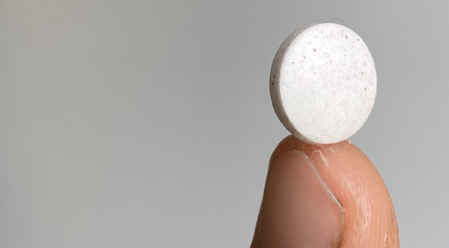 Farmacase - pille der balancerer p finger
